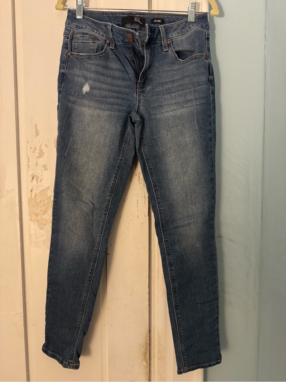 1822 Denim Women's Medium Blue Skinny Jeans with Light Distress